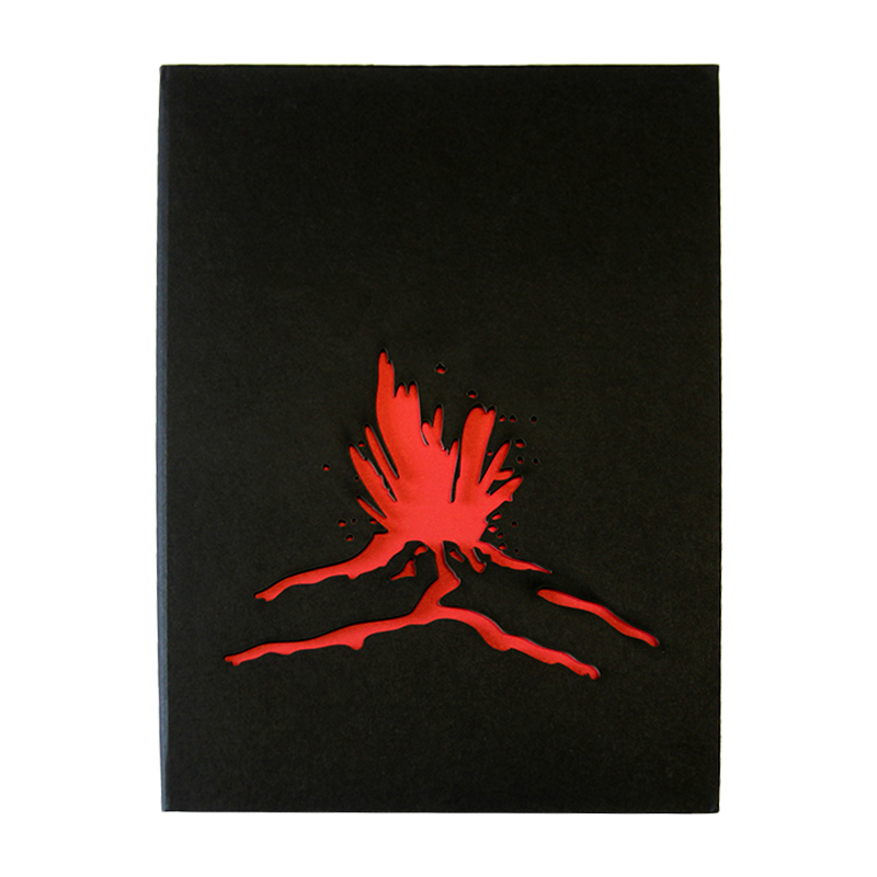 Carnet vierge noir à découpe volcan